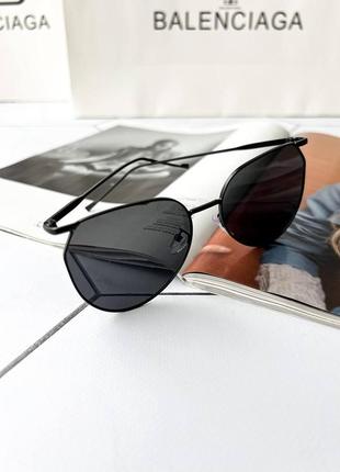 Модні жіночі сонцезахисні окуляри в металевій оправі поляризац...6 фото
