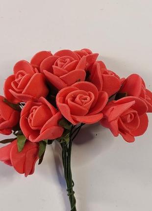 Цветы роза из латекса 2,5 см4 фото