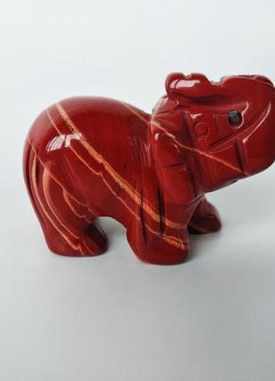 Фигурка " слон " из натурального камня яшма