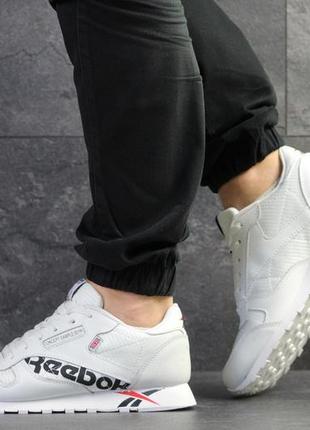 Суперстильні чоловічі кросівки reebok