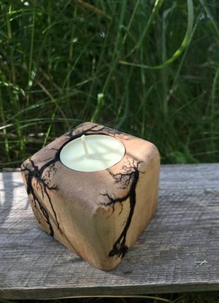 Подсвечник деревянный для чайной свечи с молниями лихтенберга1 фото