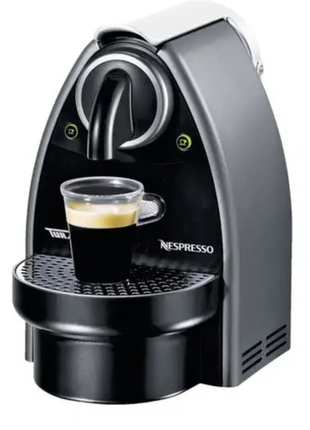 Капсульна кавоварка nespresso turmix + капучинатор aeroccino3