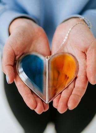 Витражный сувенир, сувенир из стекла, подарок, украинское сердце1 фото