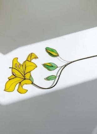 Вітражна квітка , жовта лілія , сувенір зі скла, подарунок10 фото
