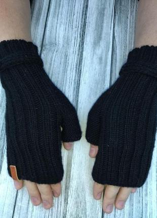 Зимние мужские митенки - вязаные перчатки для мужчин (черные)5 фото