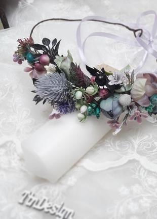 Венок на голову с полевыми цветами в лавандовых тонах