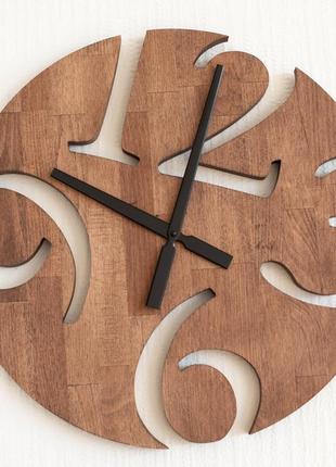Часы настенные из дерева "prizma"2 фото