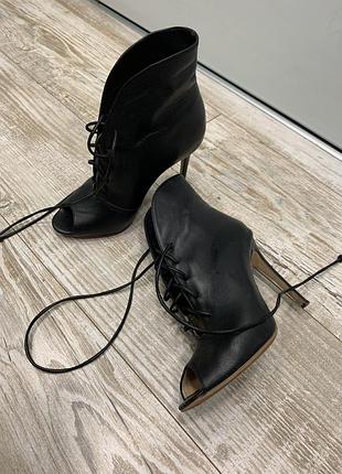 Ботинки 6