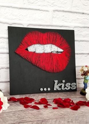 Картина из ниток, string art kiss (стринг арт), романтический подарок, декор в клуб, картина поцелуй7 фото