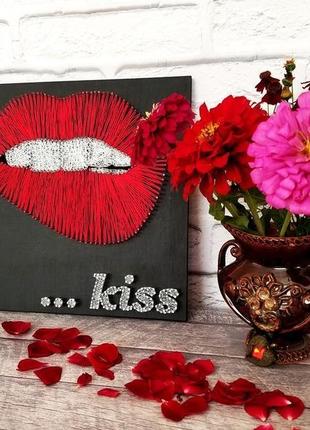 Картина из ниток, string art kiss (стринг арт), романтический подарок, декор в клуб, картина поцелуй6 фото