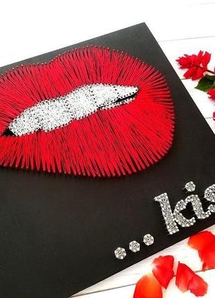 Картина з ниток, string art kiss (стринг арт), романтичний подарунок, декор в клуб, картина поцілунок2 фото