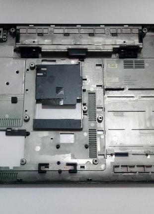Частина корпусу (піддон) samsung rv509 (nz-9992)