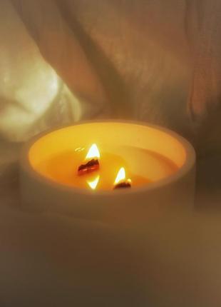 Соєва аромасвічка patchouli vanilla - квіти пачулі, ваніль, шкіра4 фото