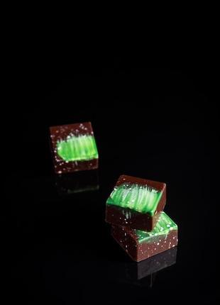 Pastella колекція (4 шт):шоколадно-горіхова колекція цукерок.8 фото