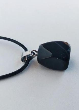 Кулон на шнурке, натуральный камень черный агат2 фото