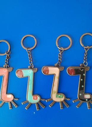 Брелок жирафа 1 шт цвет на выбор