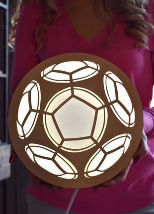 Нічник з дерева - м'яч