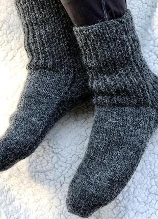 Вязаные носки hygge dark