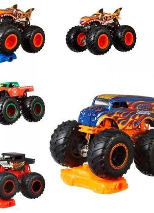 Машинка-внедорожник mattel monster trucks hot wheels 1:64 в асс. fyj44