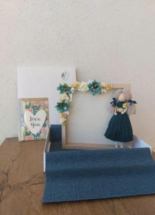 Бірюзова скарбничка лялька макраме з квітами8 фото