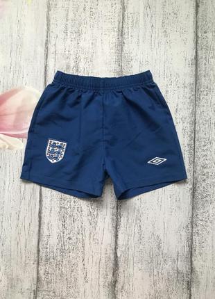 Крутые шорты для спорта umbro 4-5лет