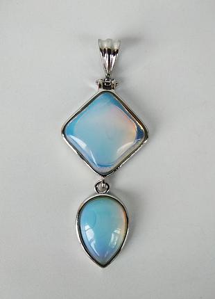 Кулон с камнем лунный опал