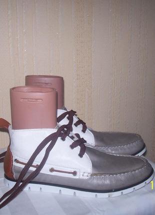 Осенние кожаные спортивного типа ботиночки бренда noiz