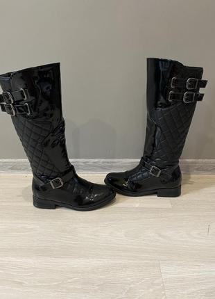 Лакові чобітки осінні