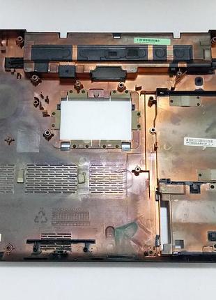 Частина корпусу (піддон) toshiba a660 (nz-9281)