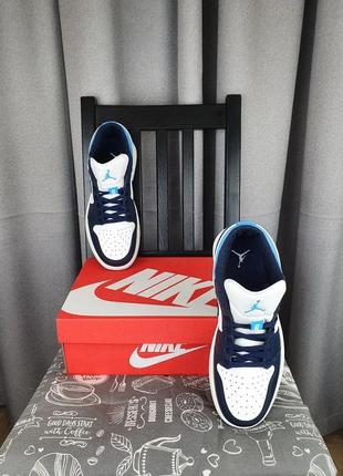 Темно сині nike air jordan 1 low obsidian кросівки чоловічі кроси найк аїр джордан ретро 1 лов в синьому кольорі8 фото