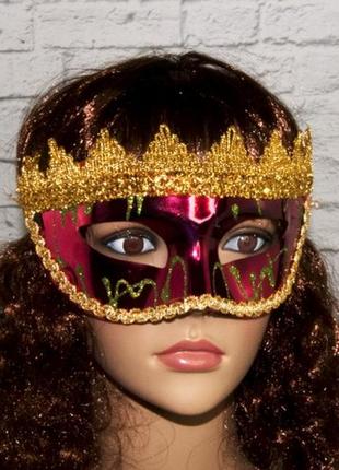 Карнавальна венеціанська маска колір бордо і золото1 фото