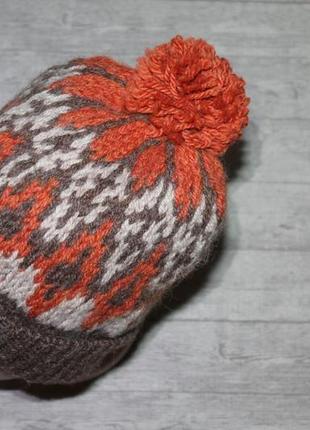 Knitted hat - в'язання пов'язана шапка