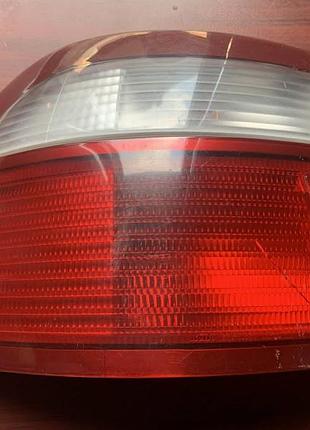 Ліхтар задній лівий mazda 626 gf седан