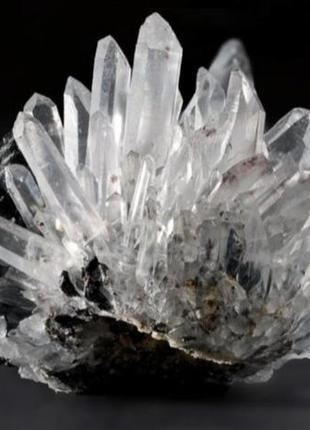 Підвіска "кристал" з гірського кришталя на шкіряному шнурку5 фото
