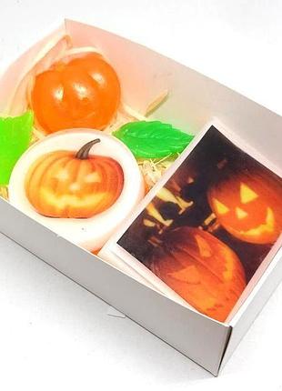 Подарункове мило до хелловіну. подарунковий набір в коробці.
