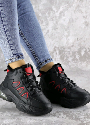 Жіночі кросівки зимові чорні грам