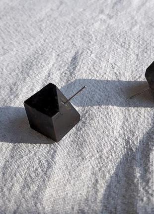 Серьги куб с углом3 фото