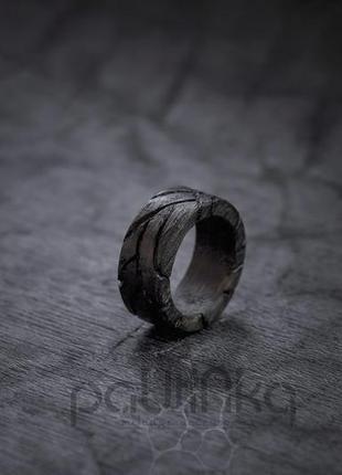 Перстень з візерунком - кільце з візерунком - дерев'яне - чорне - унісекс - візерунок на вибір5 фото