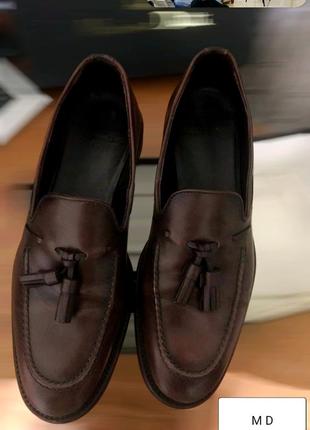 Мужские кожаные туфли-лоферы с кисточками и планкой massimo dutti1 фото