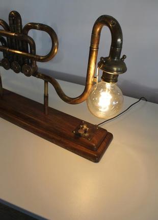 Светильник из латуни и бронзы. основа из духовых инструментов начала 20 века3 фото