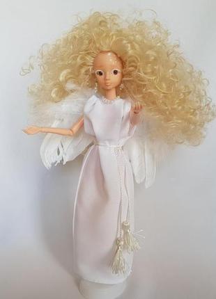 Лялька-ангел з крилами з натуральних пір'я