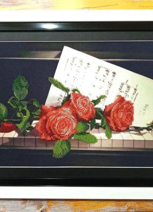 Картина бісером «троянда на роялі»1 фото