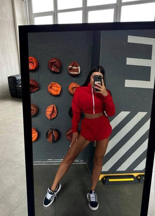 Костюм спортивній жіночий з шортами annver червоний1 фото