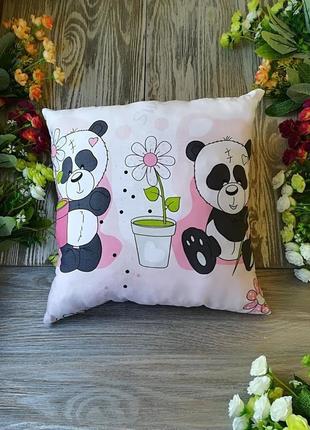 Подушка две панды с цветком1 фото