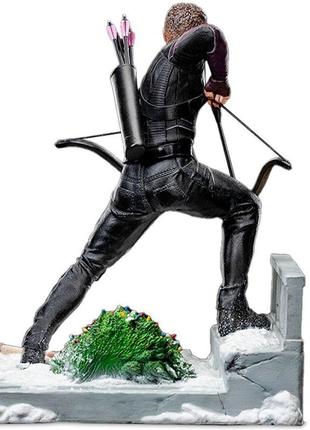 Статуетка marvel clint barton bds art scale 1/104 фото