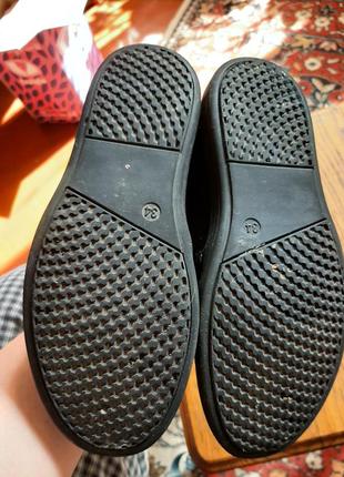 Туфлі замшеві, по устілці 22,5 см, без пошкоджень, дуже м'які та зручні2 фото
