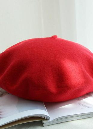 Французький червоний  вовняний берет