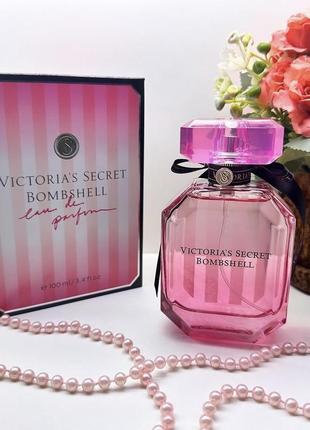 Victoria secret bombshell