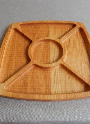 Тарелка менажница на 4 секции с выемкой под соус. кухонные доски из дерева. доски для подачи из дуба3 фото