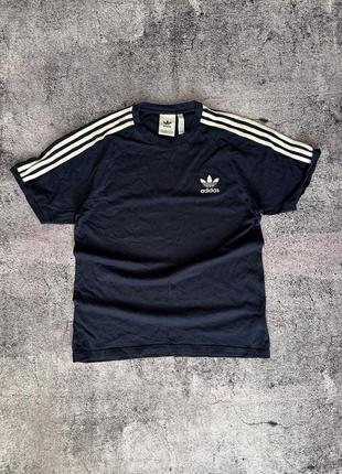 Футболка adidas